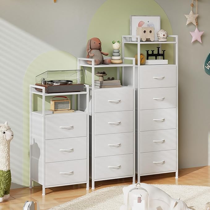 Somdot White Nightstand with 4 Drawers, Vertical Storage Tower Fabric Dresser for Bedroom, Nightstand Bedside Table Furniture, Sturdy Steel Frame, Wooden Top & Easy Pull Fabric Bins
