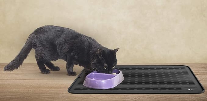 LuxPal Large 17X15 Premium Grade Silicone Dog & Cat Indoor or Outdoor Food Mat for Pets and Animals None Slip Food Tray Placemat for All Floors, Washable, Food Grade, (Black)