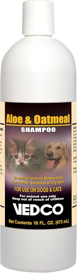 Vedco Aloe & Oatmeal Pet Shampoo, 16 fl oz, Moisturizing Formula for Dogs & Cats with Dry Sensitive Skin