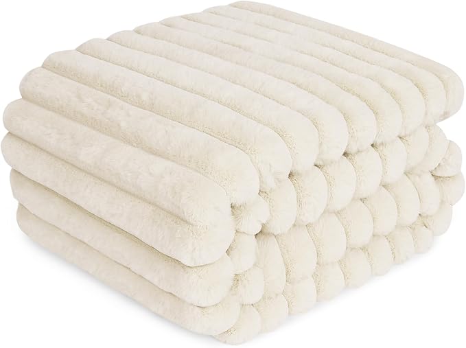 Waterproof Dog Blanket for Bed, Luxury Plush Washable Large Dogs Blankets for Furniture Protection, Super Soft Calming Pet Blanket for Indoors (Cream, 30"x40")