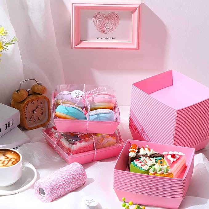 Outus 100 Pack Charcuterie Boxes with Clear Lids, 5.7 x 5.1 '', Mother 's Day Back to School Paper Food Containers Cake Take out Bakery Boxes with Gift Tags Rope for Desserts(Pink,Classic)