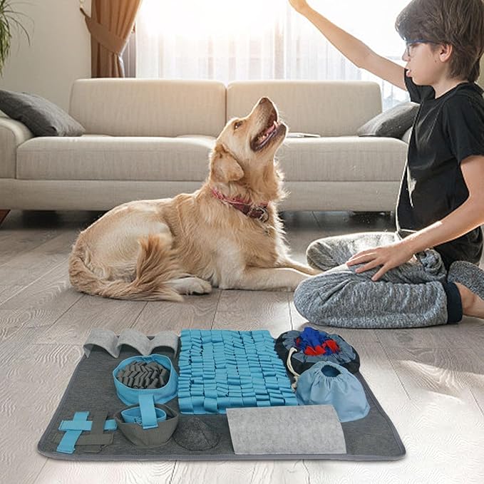 Snuffle Mat, Interactive Puzzle Dog Food Mat, Easy to Clean, Durable, Sniffing Training Toy with 10 Training Elements and 3 Difficulty Levels, Dog Training Accessories for All Breeds