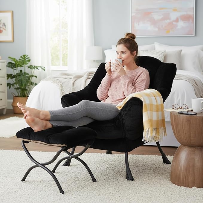 Welnow Lazy Chair with Ottoman, Modern Lounge Accent Chair with Armrests and a Side Pocket, Leisure Sofa Armchair, Reading Armchair with Footrest for Small Space, Plush Black