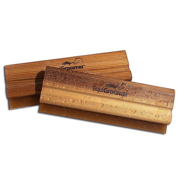 EquiGroomer WaterWisk Equine Sweat Scraper for Horses and Ponies. Squeegee for Bathing and Coat Cleaning