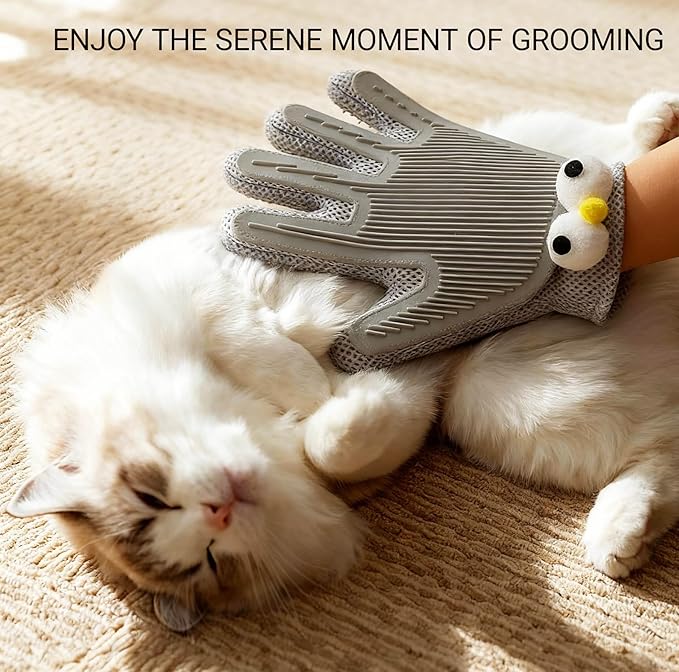 Deshedding Gloves for Dogs & Cats - Pet Hair Remover Mitt & Grooming Brush - Gentle Massage Tool for Shedding Pets with Short or Long Fur - Bath Brush for Easy Cleaning