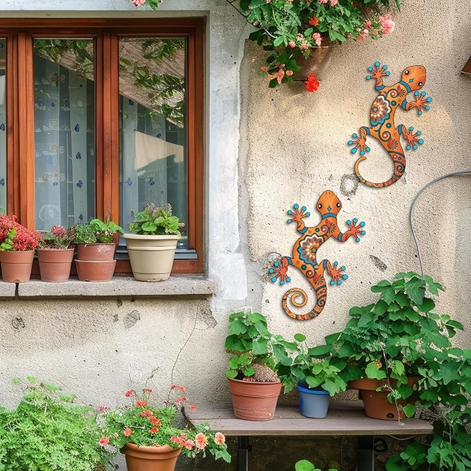 Metal Gecko Outdoor Decor -2 Pack 11.8 inch Metal Lizard Wall Hanging Sculpture Decoration for Indoor or Outdoor, Garden Yard Fence Porch Patio Wall Decorations