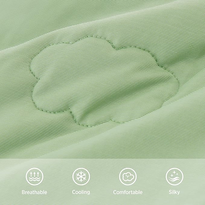 LE SURE Premium Cooling Blankets for Large Dogs - Washable Dog Cooling Throw Blanket with Q-MAX>0.4，Durable Self Cooling Pet Mat for Cat, Soft Cooling Summer Blanket for Hot Weather, Green, 40x50