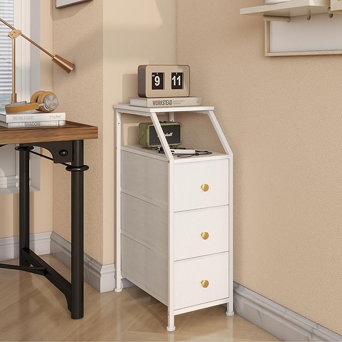 Tohomeor Narrow Dresser Tall Skinny Storage Tower Vertical Slim Chest of Drawers with Charging Station Small Nightstand Side Table for Bedroom, Bathroom, Small Spaces (White, 3 Drawers)