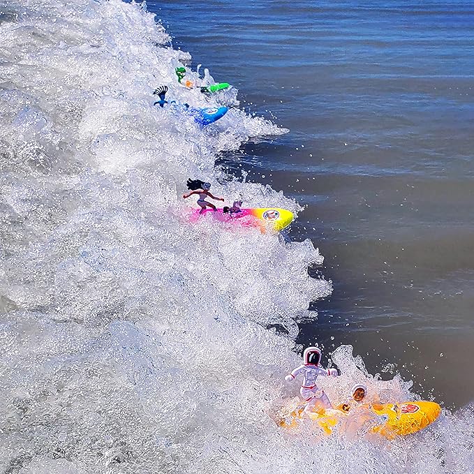 Surfer Dudes Legends & Surfer Pets Wave Powered Mini-Surfer, Pet and Surfboard Beach Toy - Voss Victoria and Bulken